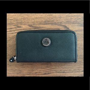 ❗️SALE❗️TOMMY HILFIGER - Black Wallet